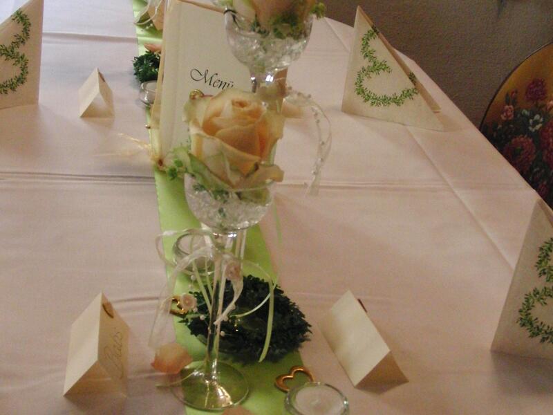 Tischschmuck aus Illingen – Blumendeko für jeden Anlass
